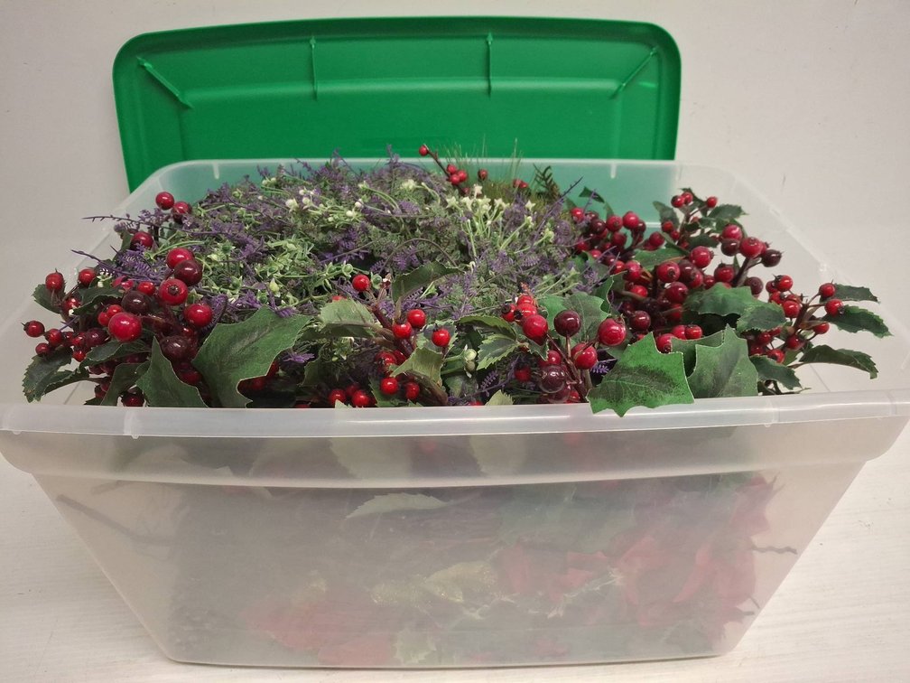 Sterilite 58 Qt Bin With Faux Holiday Wreaths and decorations