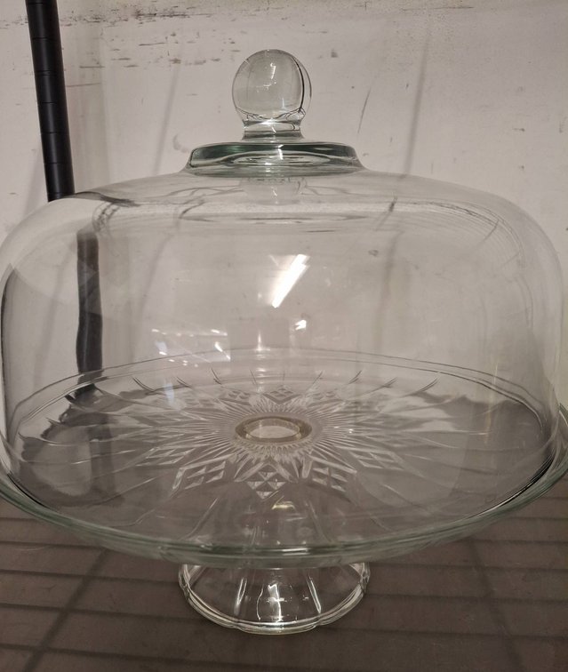 Clear Glass Cake Stand With Dome Lid