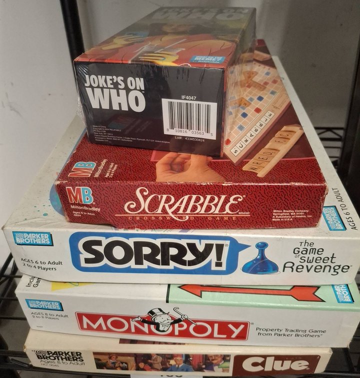 Board Games Lot: Joke's On Who, Scrabble, Sorry, Monopoly, Clue