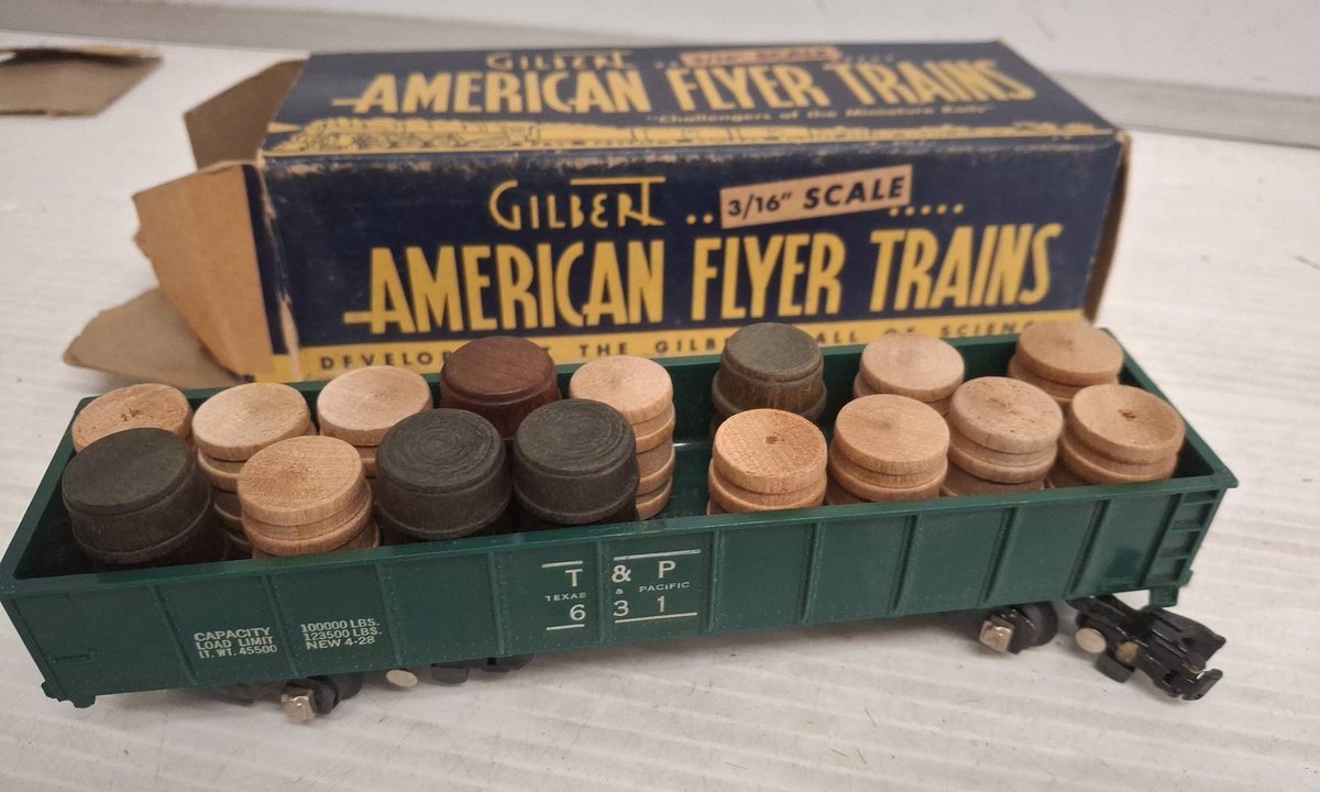 Gilbert American Flyer T&P 631 Car with Load Box