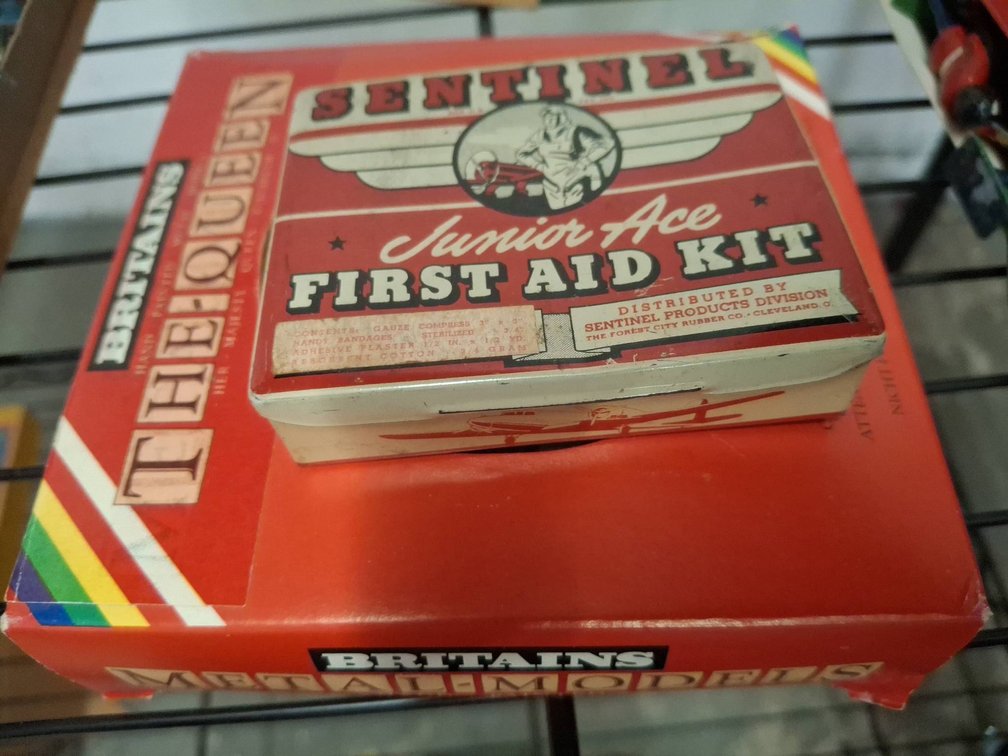 Britains Metal Models and Sentinel First Aid Kit with army figures inside