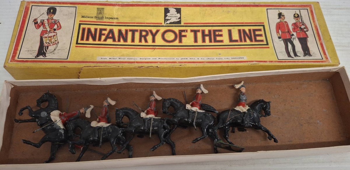 Britains Infantry Of The Line Metal Soldiers Set