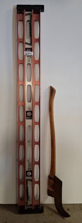 Plume Model PI-5.0 Extending Level & Brush Axe