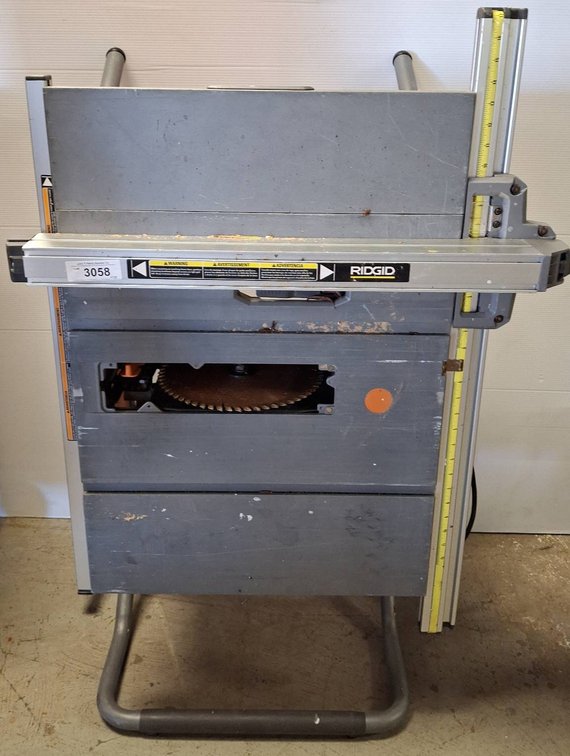 RIDGID Table Saw With Stand