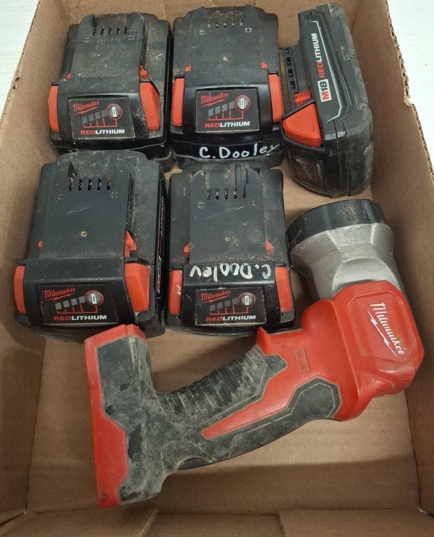 Milwaukee M18 Batteries & Flashlight Lot