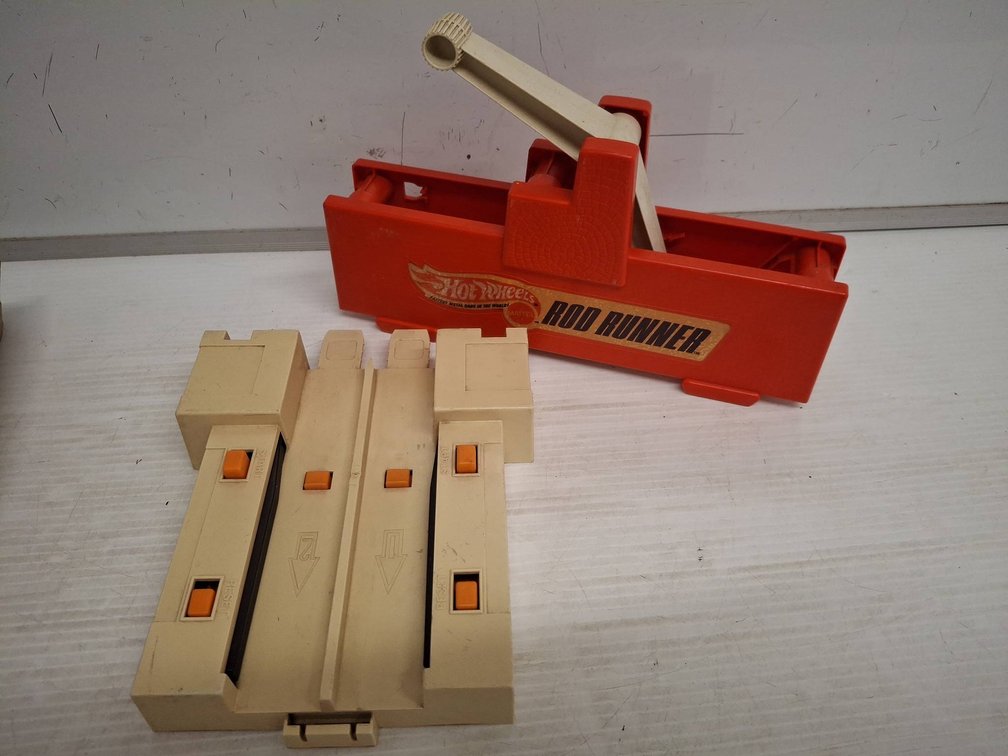 Hot Wheels Rod Runner 1969 Track Accessory