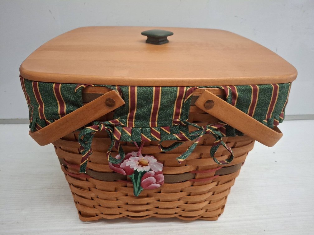 Longaberger Handwoven Lidded Basket Set