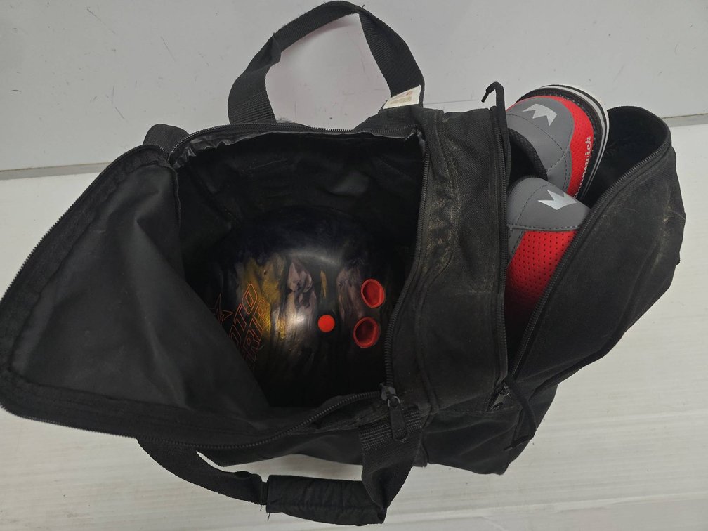 Roto Grip 11lb Bowling Ball, Rampage Shoes, Bag