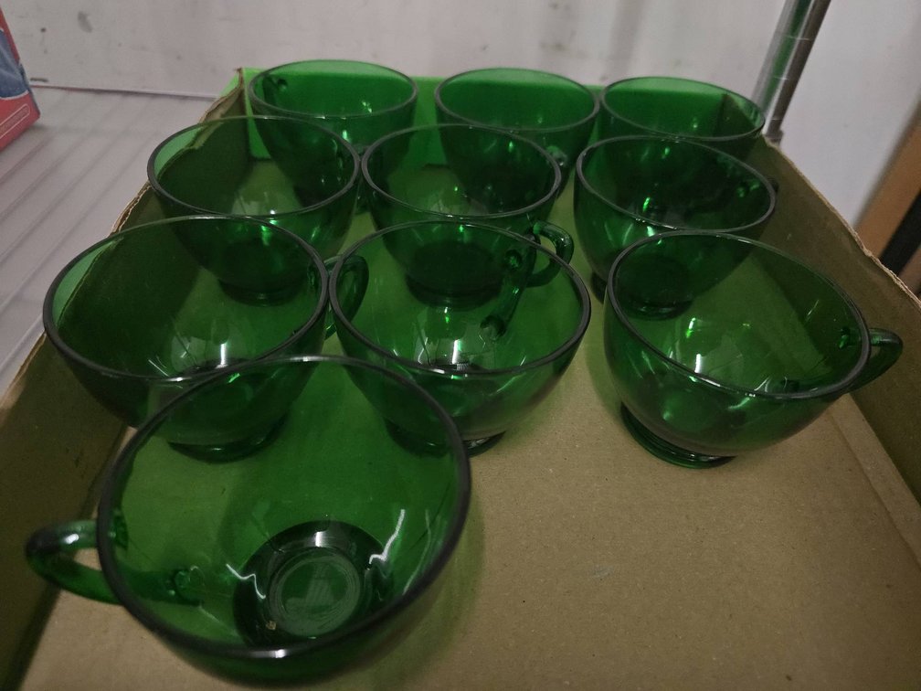 10 Anchor Hocking Forest Green Punch Cups