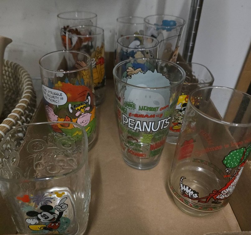Character Glasses Including Peanuts