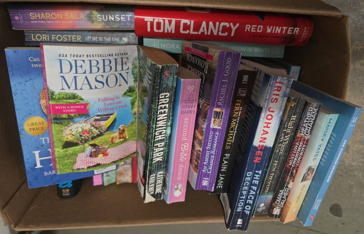 Fiction Hardcover & Paperbacks