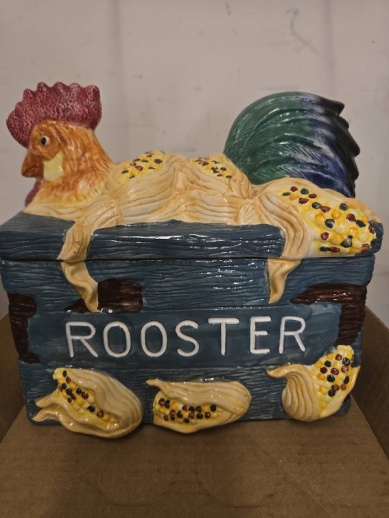 Young's 1996 Rooster Ceramic Cookie Jar