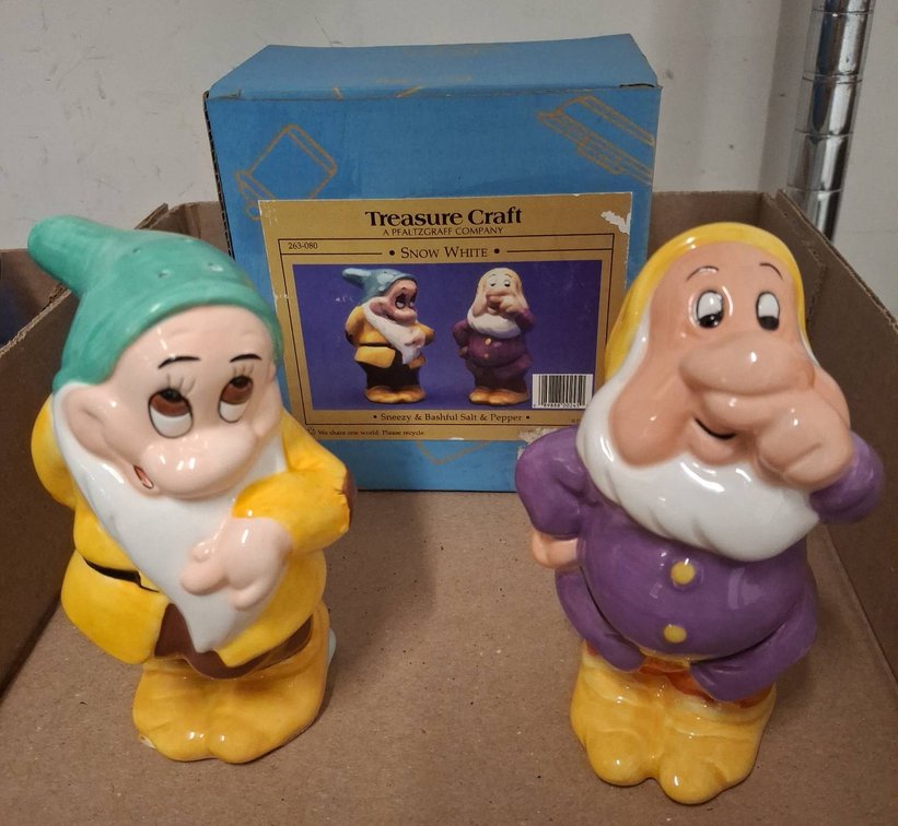 Treasure Craft Snow White Sneezy & Bashful Set