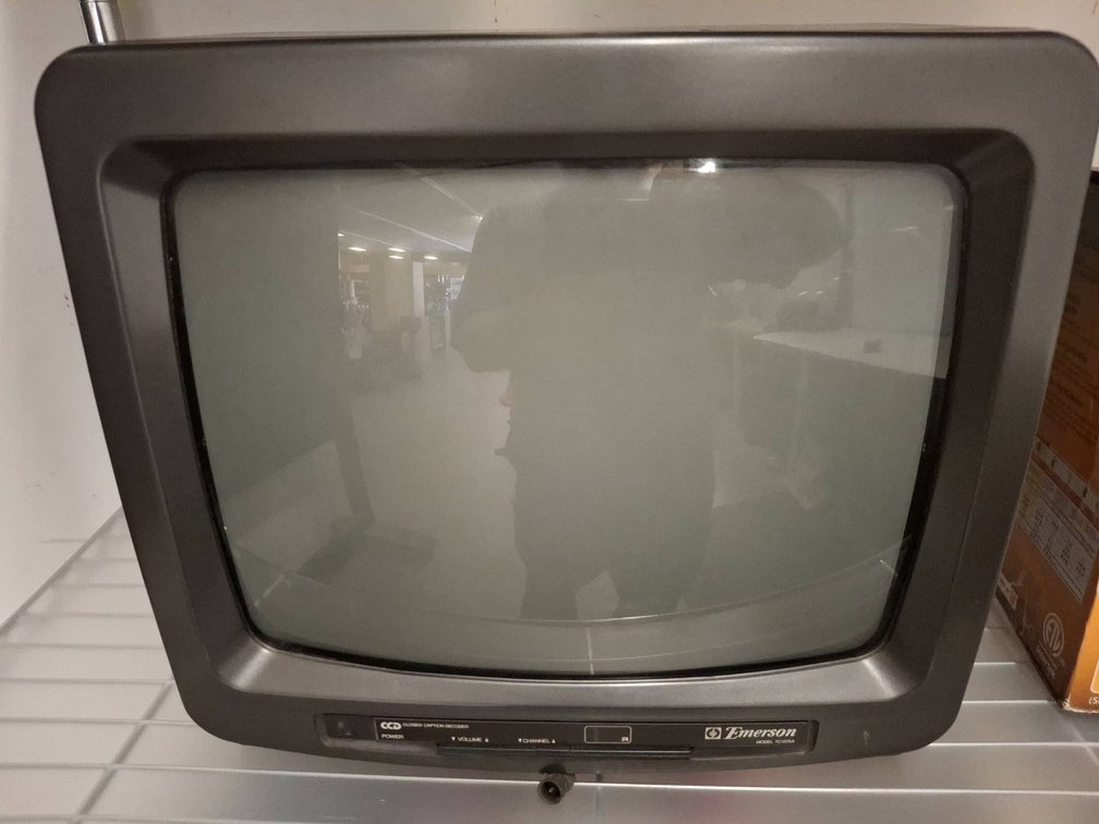 Emerson CRT TV Model TC1375A September 1995