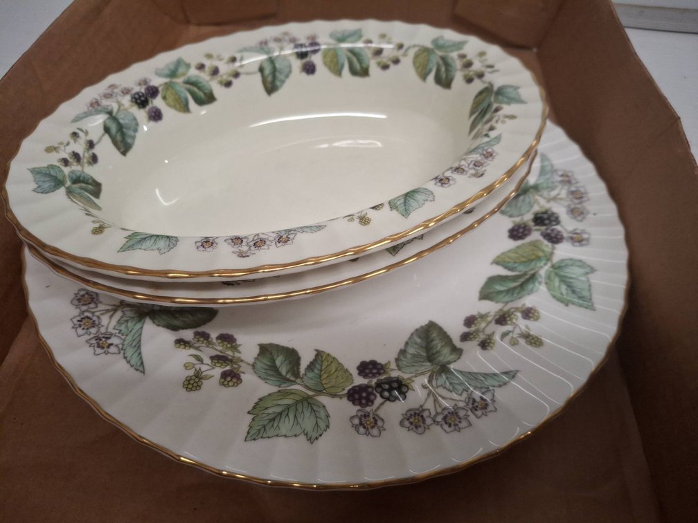 Royal Worcester Lavinia Bone China Bowls & Plates