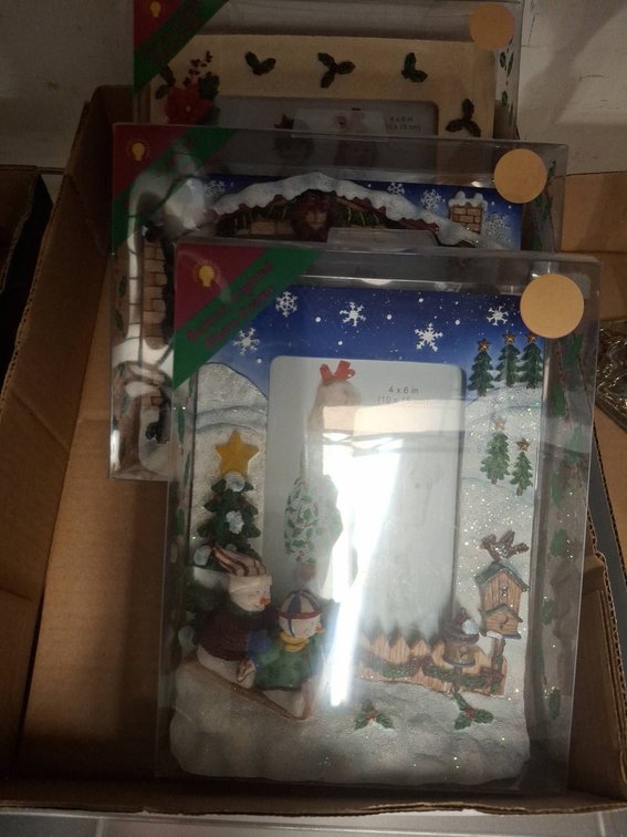 3 Christmas 4x6 Photo Frames