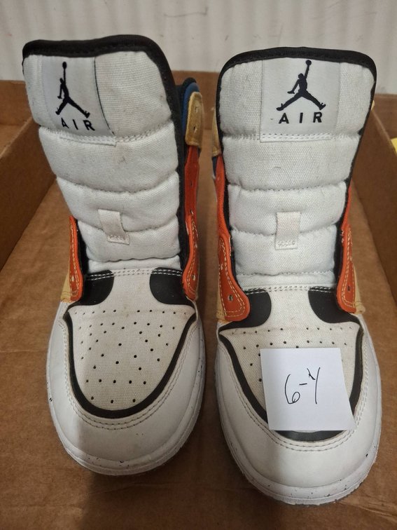 Air Jordan 1 Mid SE GS DV1316-100 Size 6Y