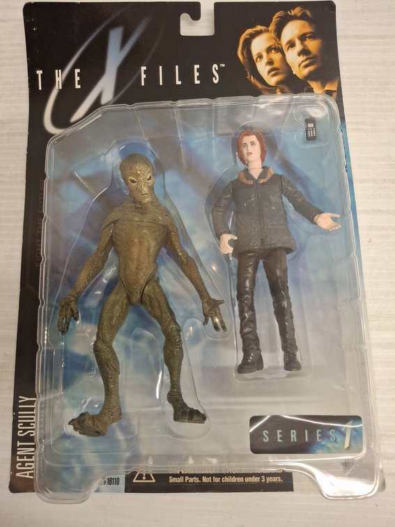 X-Files Agent Scully & Alien Figures Series 1