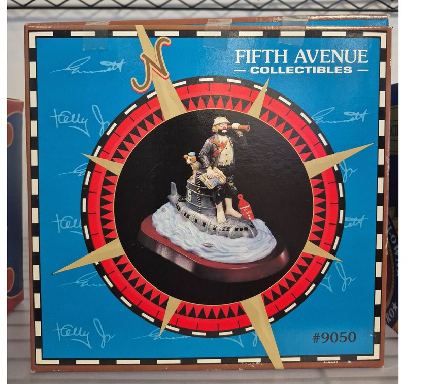 Fifth Avenue Collectibles Lost Again Figurine