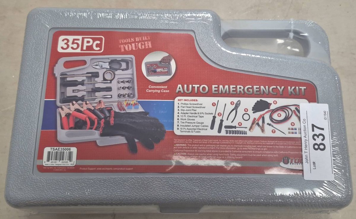 35 Piece Auto Emergency Kit With Case