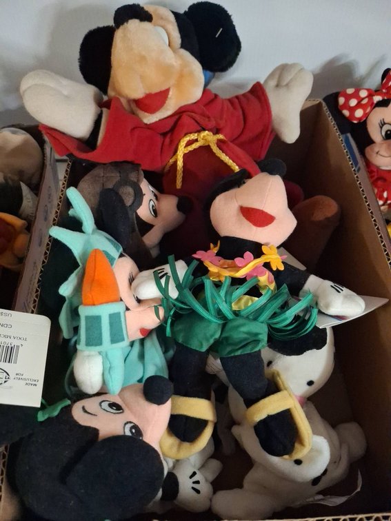 Disney Minnie Mouse Plush Dolls, 6 Pieces