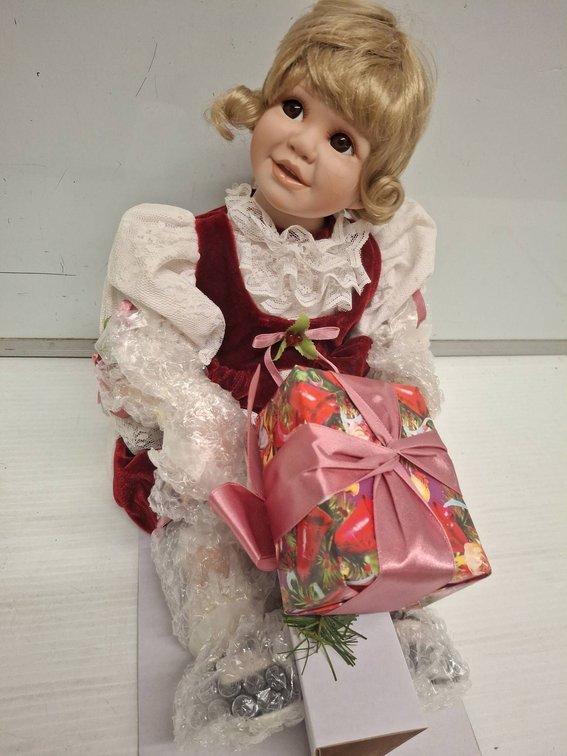 Sandra Kuck Carol Hamilton Collection Doll