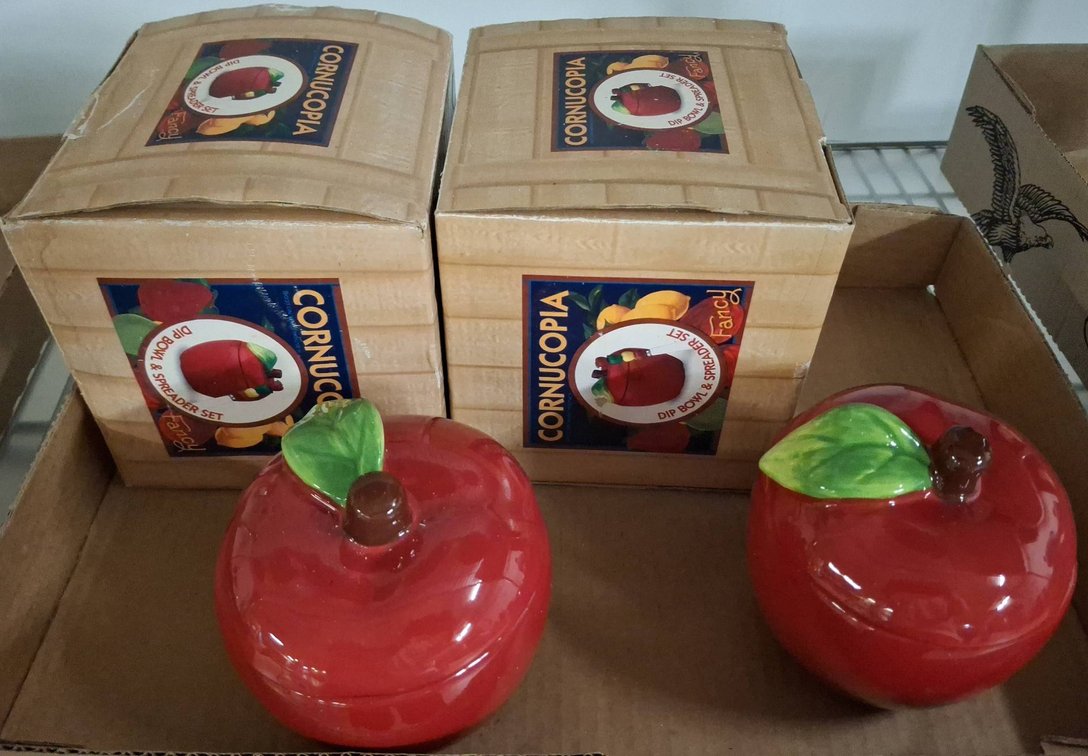 Cornucopia Apple Dip Bowl & Spreader Set