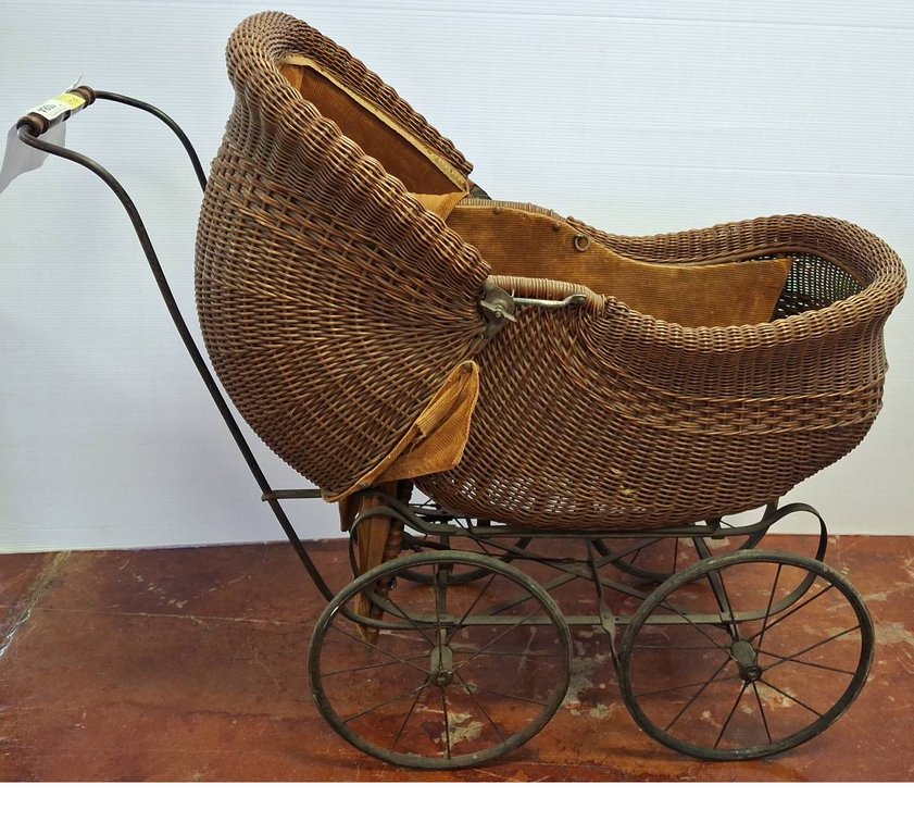 Wicker Baby Buggy with Metal Frame