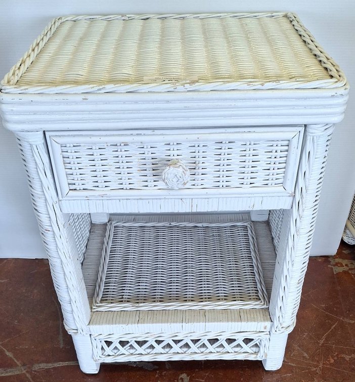 White Wicker Nightstand With Drawer 17x15x22