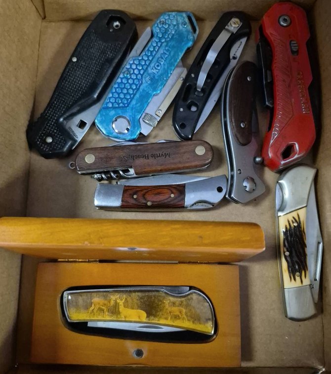 Pocket and Utility Knives,