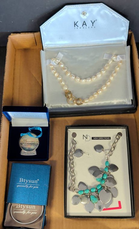 Jewelry Lot: Kay Pearls, New Directions, Btysun