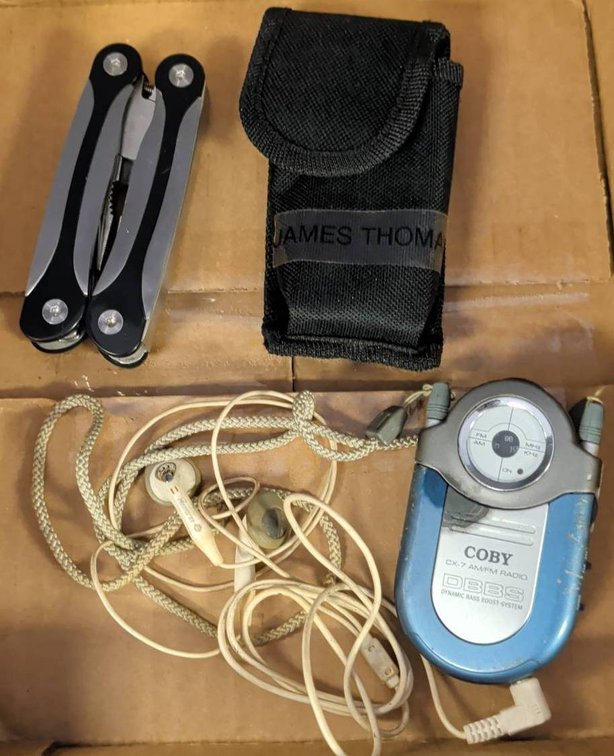 Coby GX-7 AM/FM Radio, Multitool, Case
