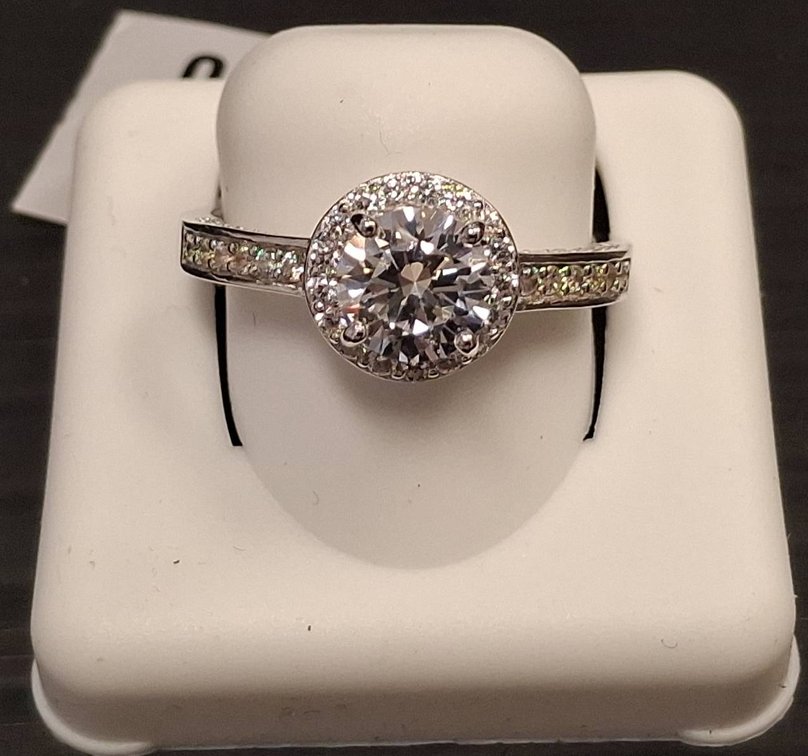 Sterling Silver Ring with Round Center Stone