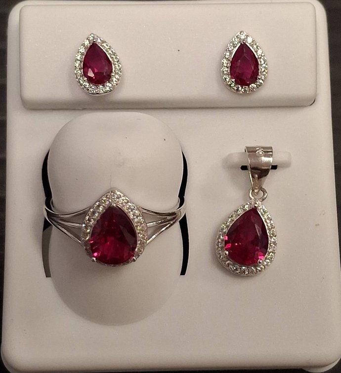 Red Gemstone Silver Jewelry Set Size 7