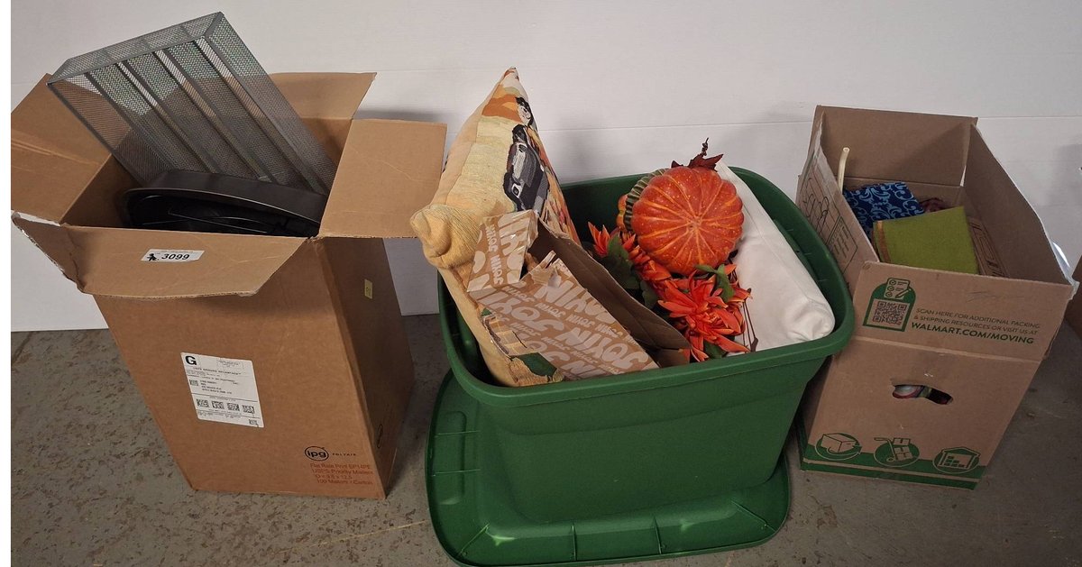 Holiday Decor, Kitchen Ware, Storage Bins Lot