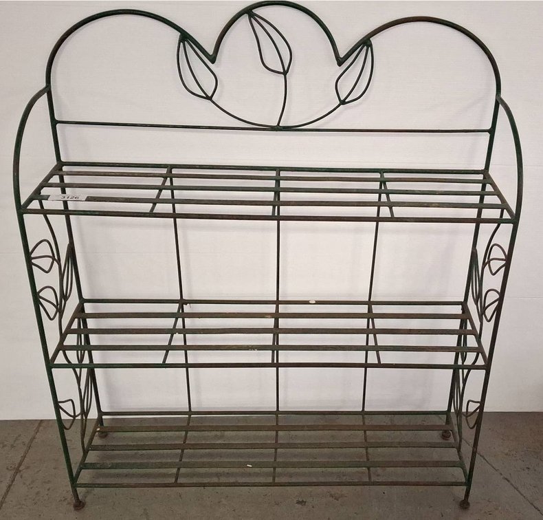 Metal Plant Stand With Leaf Motif 36x10x43