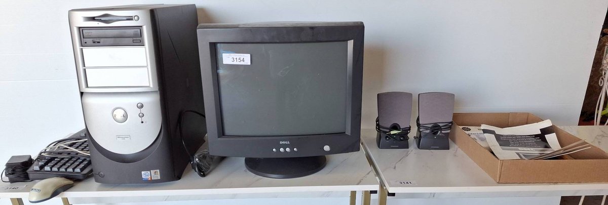 Dell Dimension 8100 Desktop Computer Bundle