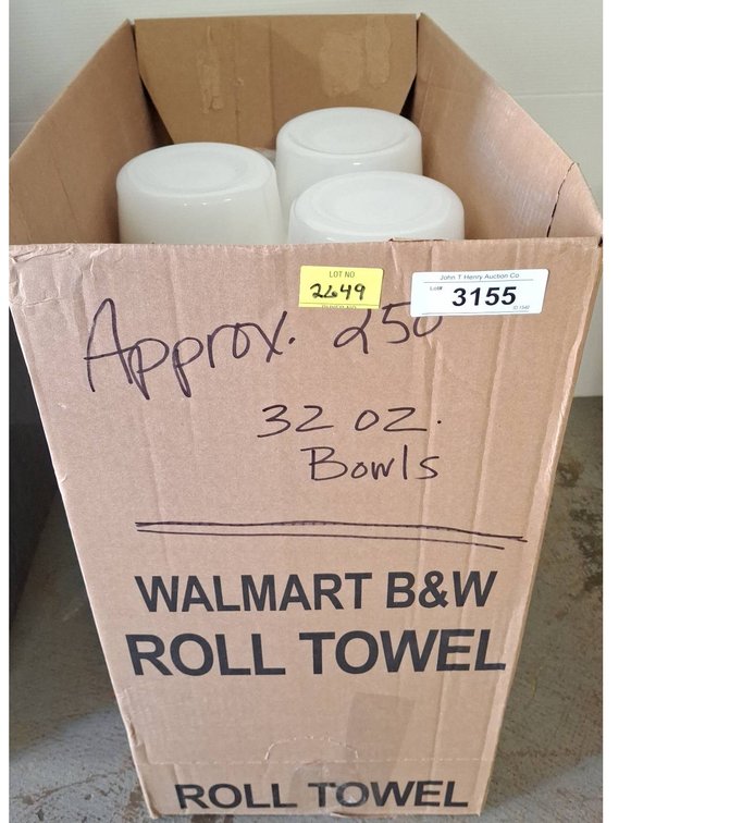 Approx. 250 Plastic 32oz Bowls With Lids