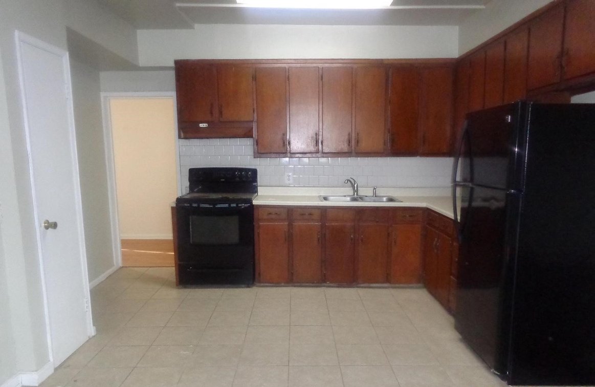 Image for SOLD! Public Trustee Sale | Triplex with 1BR/1BA Each | Additional 1BR/1BA Dwelling | 10026-28 Crest Hill Road | Marshall, VA