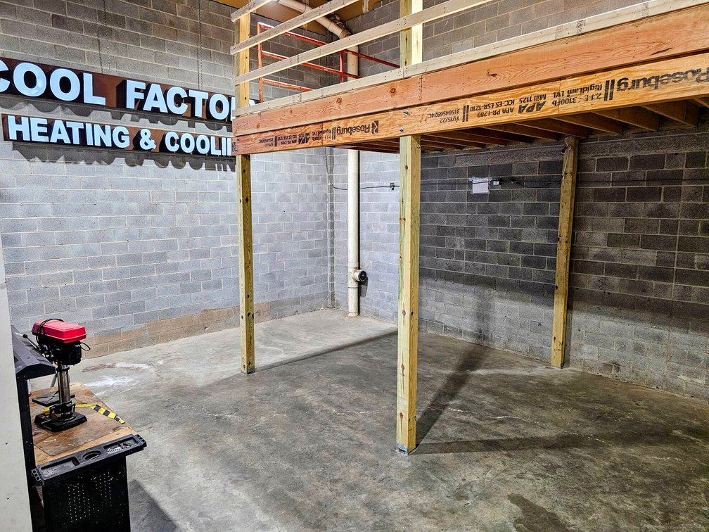 Image for Public Auction | 3,772± SF Industrial Condominium with Two Levels | Dock Door | Office Spaces | 45681 Oakbrook Court - Suite 101 | Sterling, VA