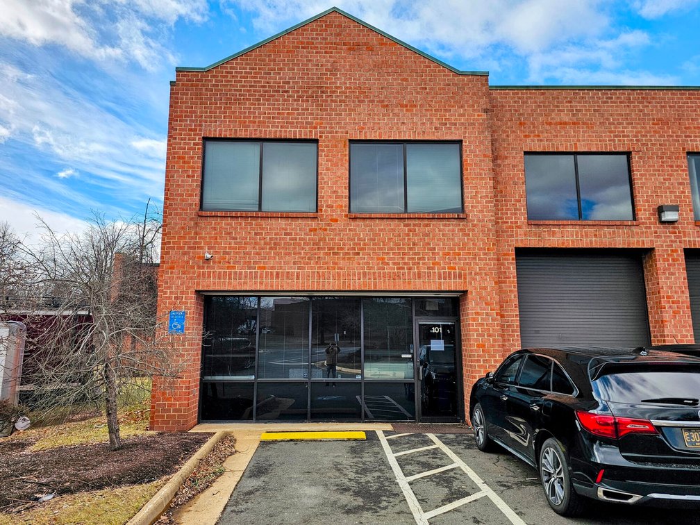 Image for Public Auction | 3,772± SF Industrial Condominium with Two Levels | Dock Door | Office Spaces | 45681 Oakbrook Court - Suite 101 | Sterling, VA