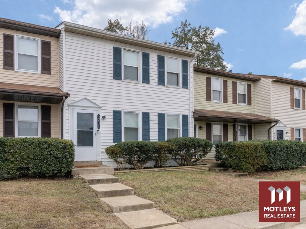 SOLD! | 2 BR/1.5 BA Townhouse in Breezewood Forest Subdivision | Open-Concept Living | New Updates | Fenced-In Backyard | Located Right off Route 1 | 5204 Sweet Gum Terrace | Fredericksburg, VA | 22407