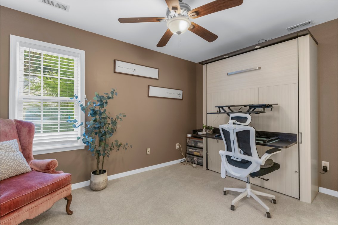 Image for For Sale | 5 BR/3.5 BA Traditional 2,286 SF Home | 6013 Summerhouse Ct | 23112