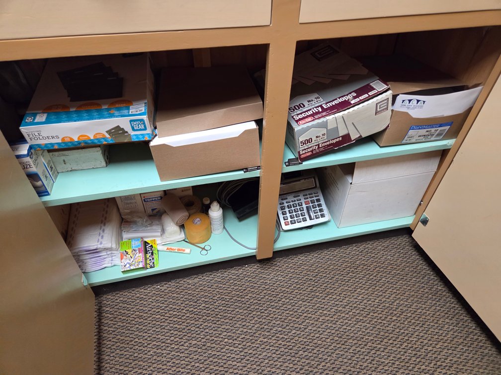 CONTENTS OF ROOM