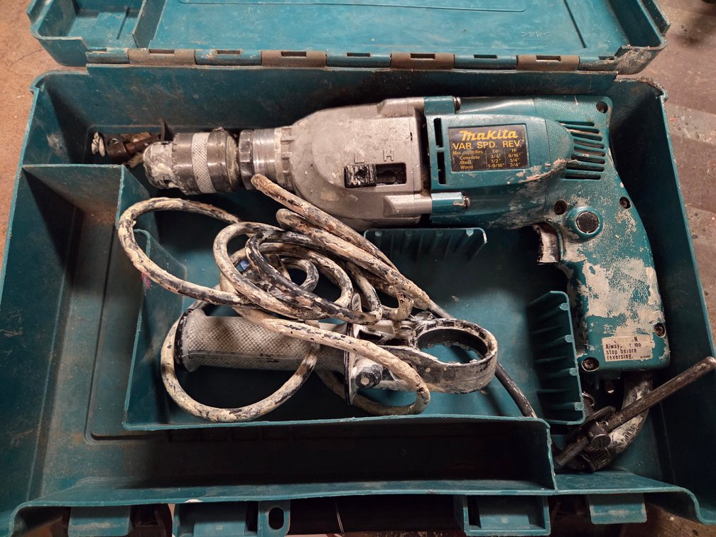 ROTARY HAMMER DRILL, MAKITA