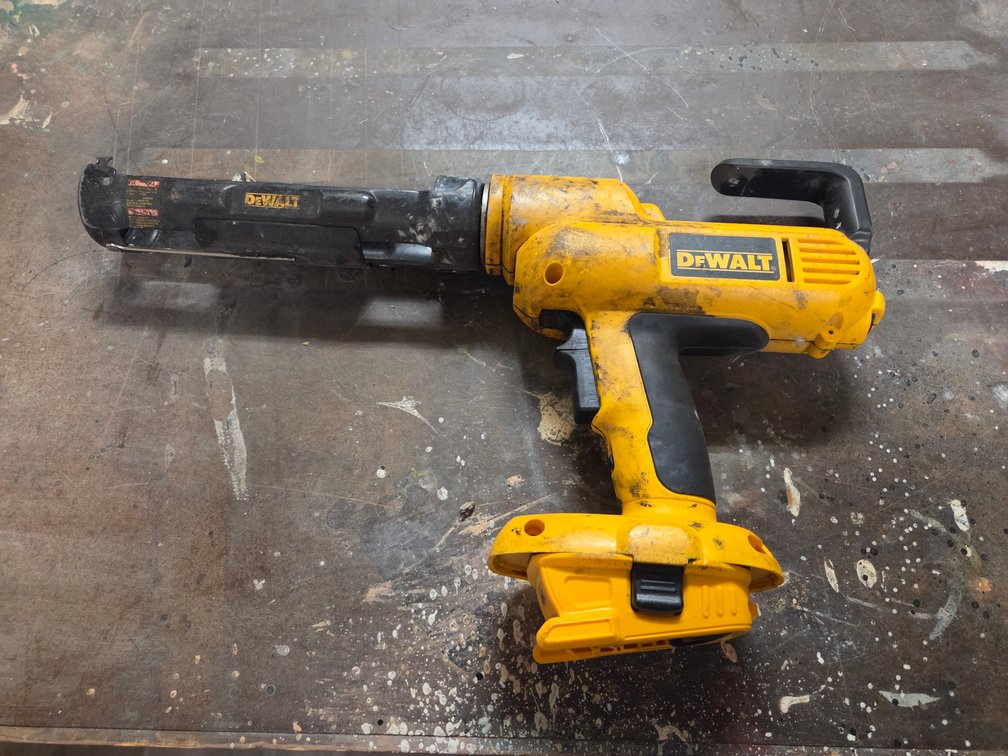 CORDLESS ADHESIVE GUN, DEWALT