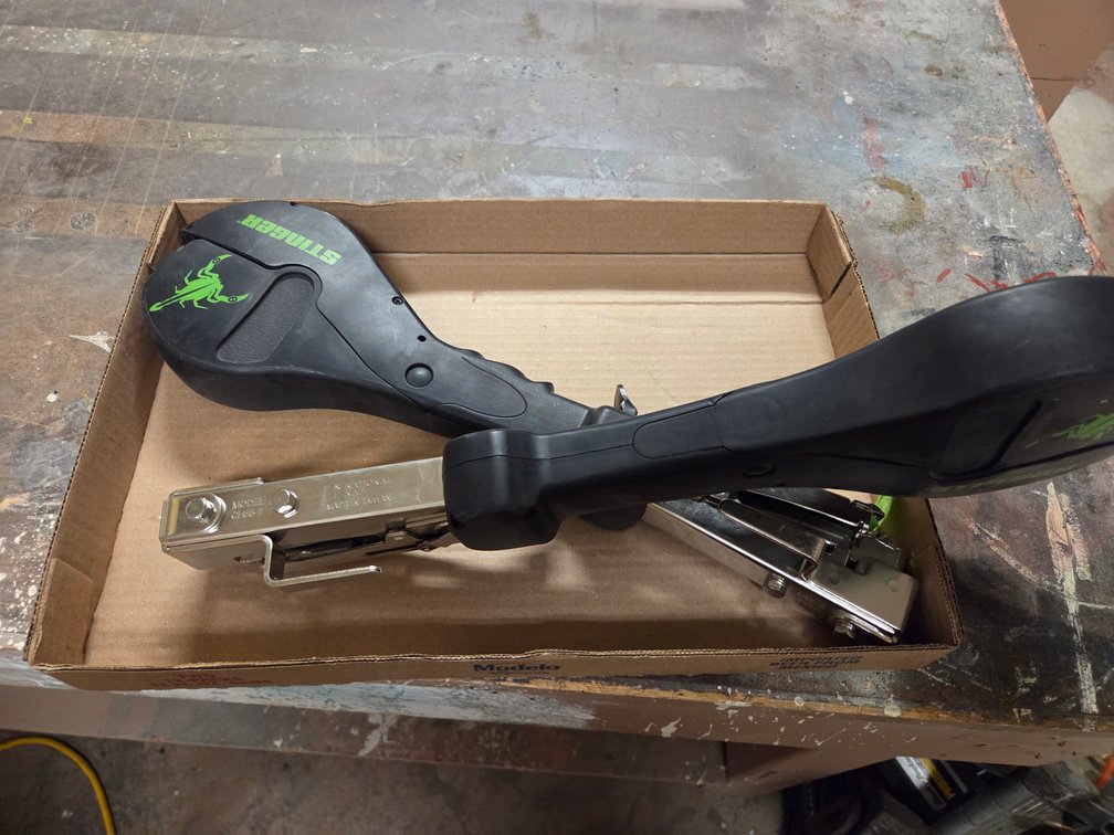 GROUP OF STAPLERS, NATIONAL NAIL, STINGER