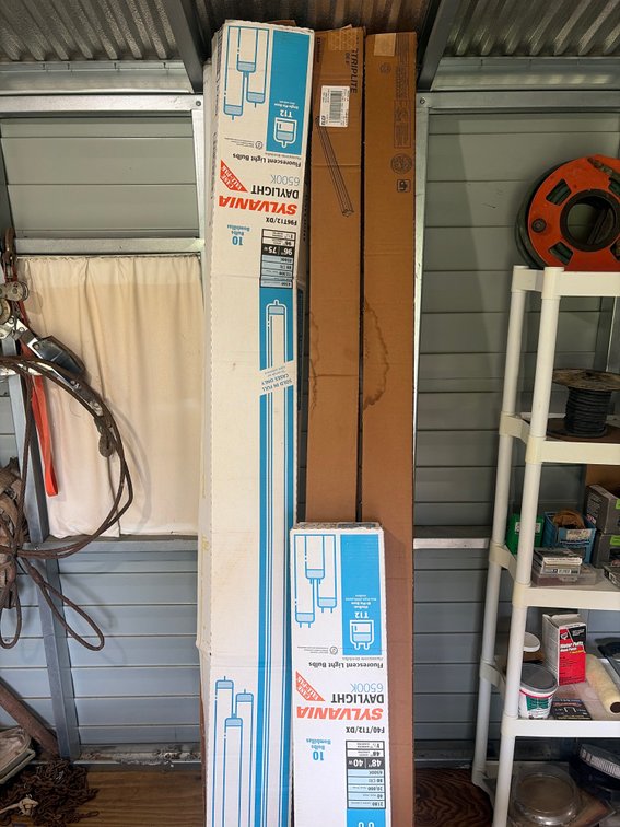 8ft Shop Lights and Bulbs