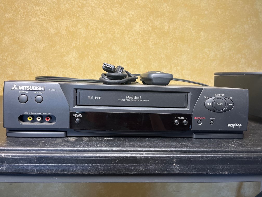 Mitsubishi VHS player