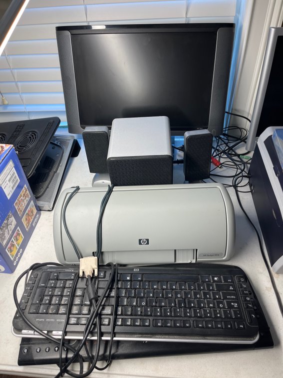 Compaq Monitor/ HP printer/ Speaker set and Keyboards
